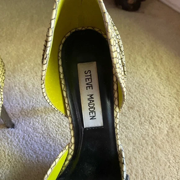 Steve Madden 6.5 Green Black Snakeskin Stiletto Pump Silver Heels - Picture 7 of 10